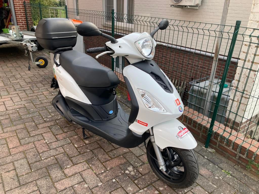 Derby Boulvard 125 cc, Fietsen en Brommers, Ophalen, 125 cc, Benzine, Klasse B (45 km/u)