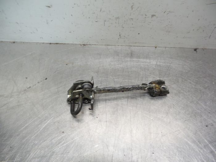 Butée 2portes gauche d'un Opel Corsa (Corsa C 00-), Autos : Pièces & Accessoires, -, Opel, 3 mois de garantie, Utilisé