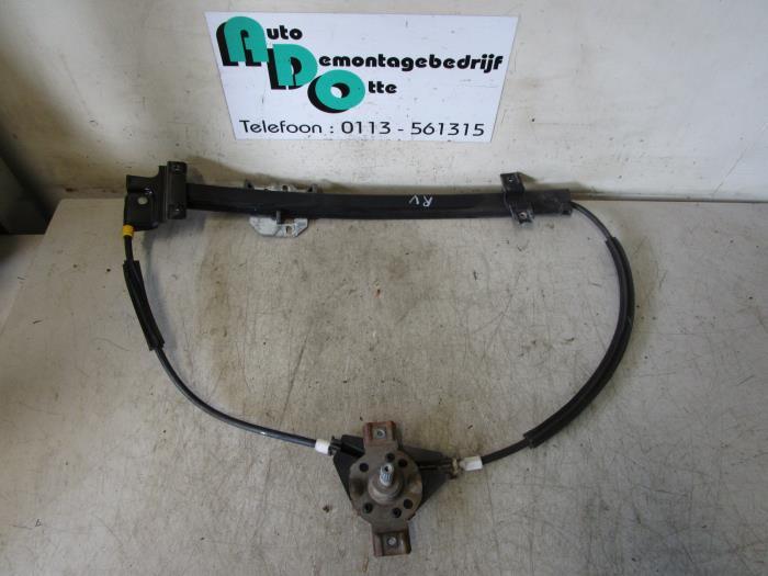 Ruitmechaniek 2Deurs rechts-voor van een Volkswagen Golf (Go, Gebruikt, -, Volkswagen, -