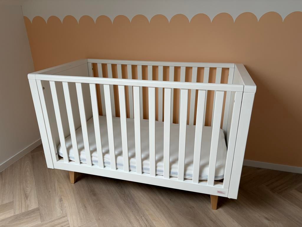 Troll kinderbed met aerosleep matras, hoeslakens, bescherm, Ophalen, Zo goed als nieuw