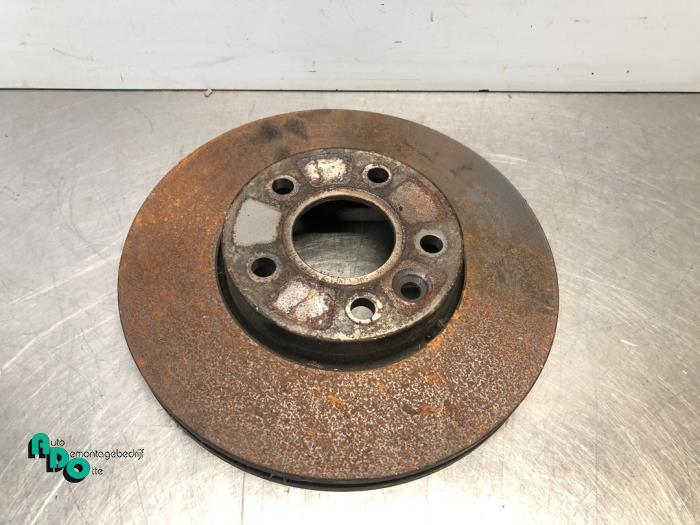 Remschijf achter van een Volvo V40 (V40 12-), Gebruikt, -, -, Ophalen of Verzenden