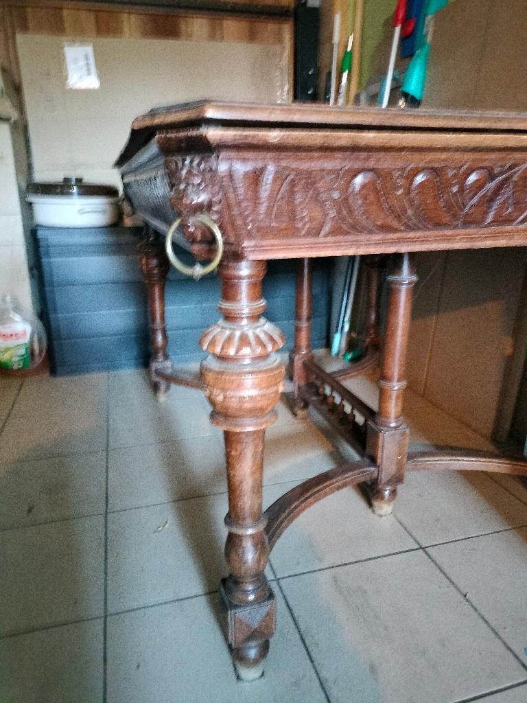 table et chaises très anciennes, Antiquités & Art, Enlèvement