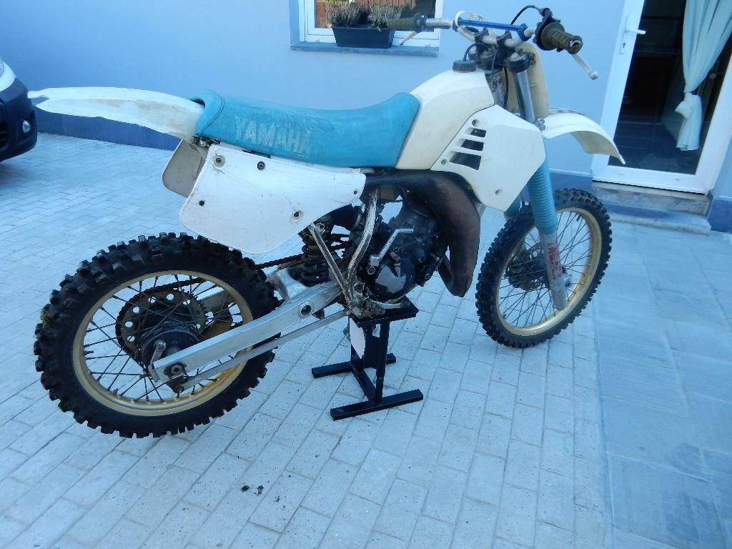 yamaha yz 125, Motos