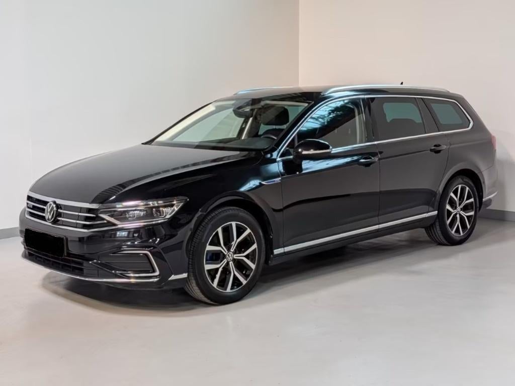 VW Passat Variant GTE – Alcantara/Leder –Dig. Dashbord -2022, Euro 6, 4 cilinders, Zwart, Hybride Elektrisch/Benzine