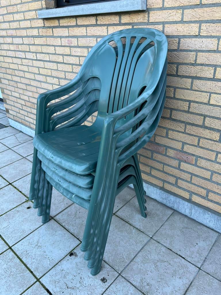4 groene plastic stapel tuinstoelen hoge rug, Enlèvement, Utilisé, Plastique
