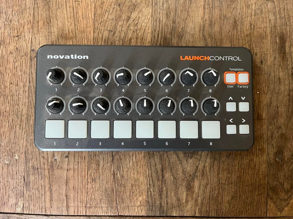 Novation Launchcontrol, Muziek en Instrumenten, Ophalen of Verzenden, Zo goed als nieuw
