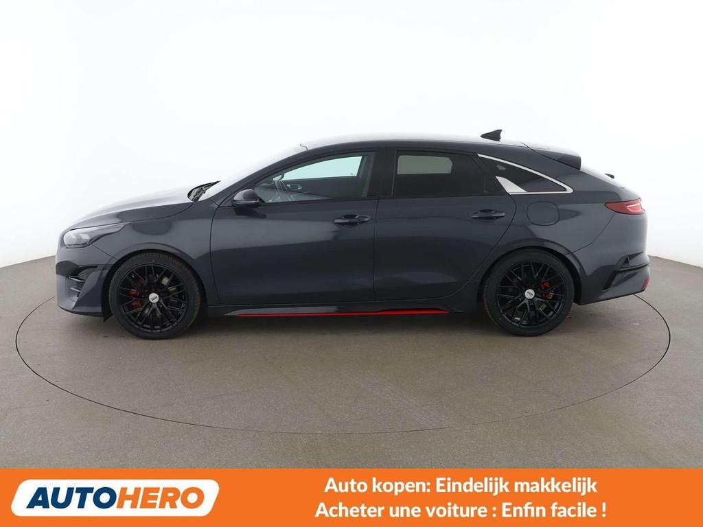 Kia ProCeed / pro_cee'd 1.6 TGDI GT (bj 2023, automaat), Auto's, Gebruikt, Alcantara, Zwart, 1438 kg