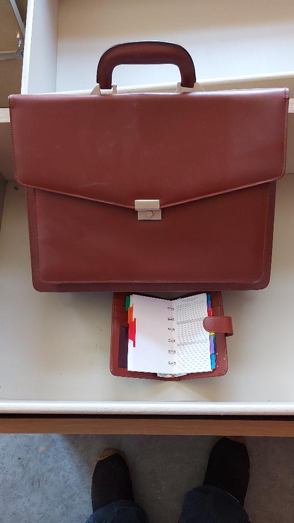 Valisette organiser, Enlèvement, Comme neuf