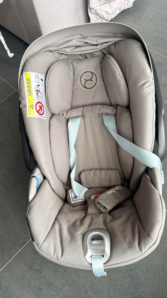Cosy Cybex, Enfants & Bébés, Enlèvement ou Envoi, Comme neuf, Autres marques, Isofix