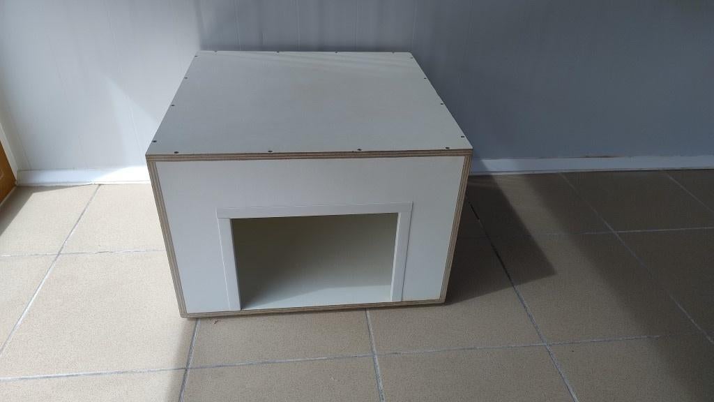 Niche pour chien et chat., Comme neuf, Niche à chien, Moins de 65 cm, Enlèvement