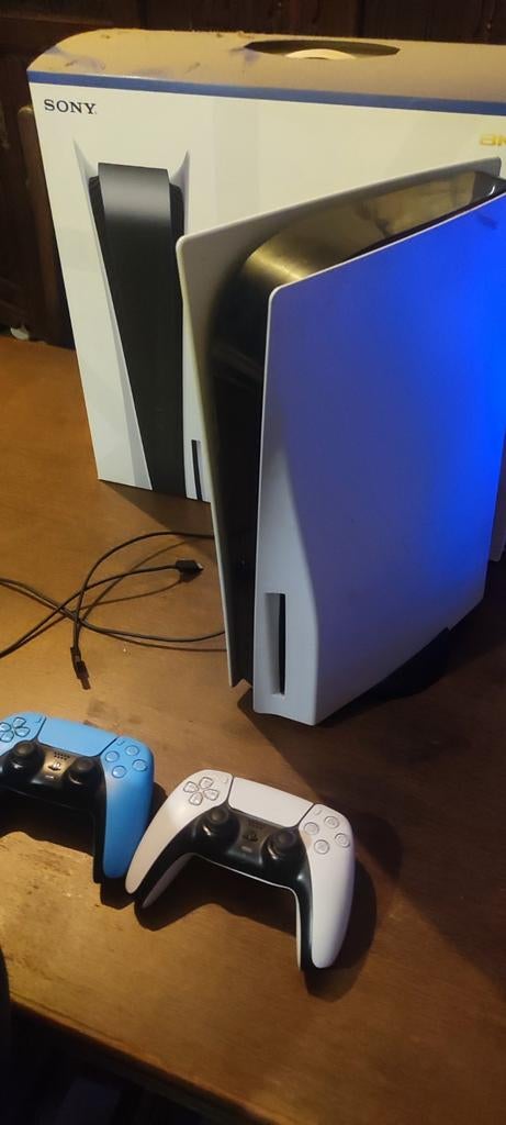 Version disque PS5 et 2 manettes + tout ce dont vous avez be, Enlèvement ou Envoi