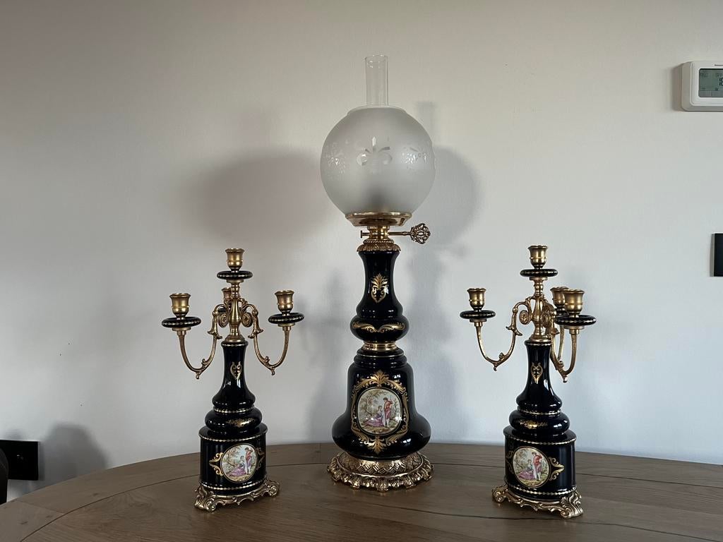 Limoges set – handbeschilderd porselein – lamp + kandelaars, Ophalen