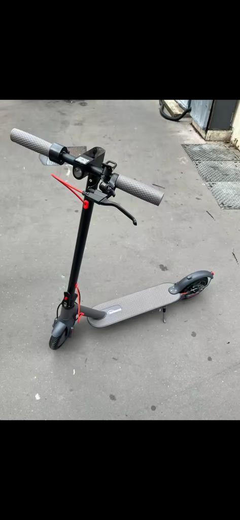 200€  elektrische scooter nooit gebruikt, Fietsen en Brommers, Steps, Ophalen, Zo goed als nieuw