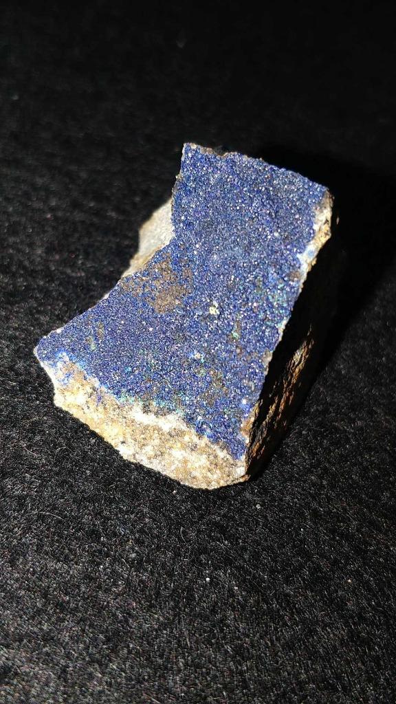 Azurite sur quartz de couleur Limonite en provenance d'Allem, Collections, Enlèvement ou Envoi, Minéral