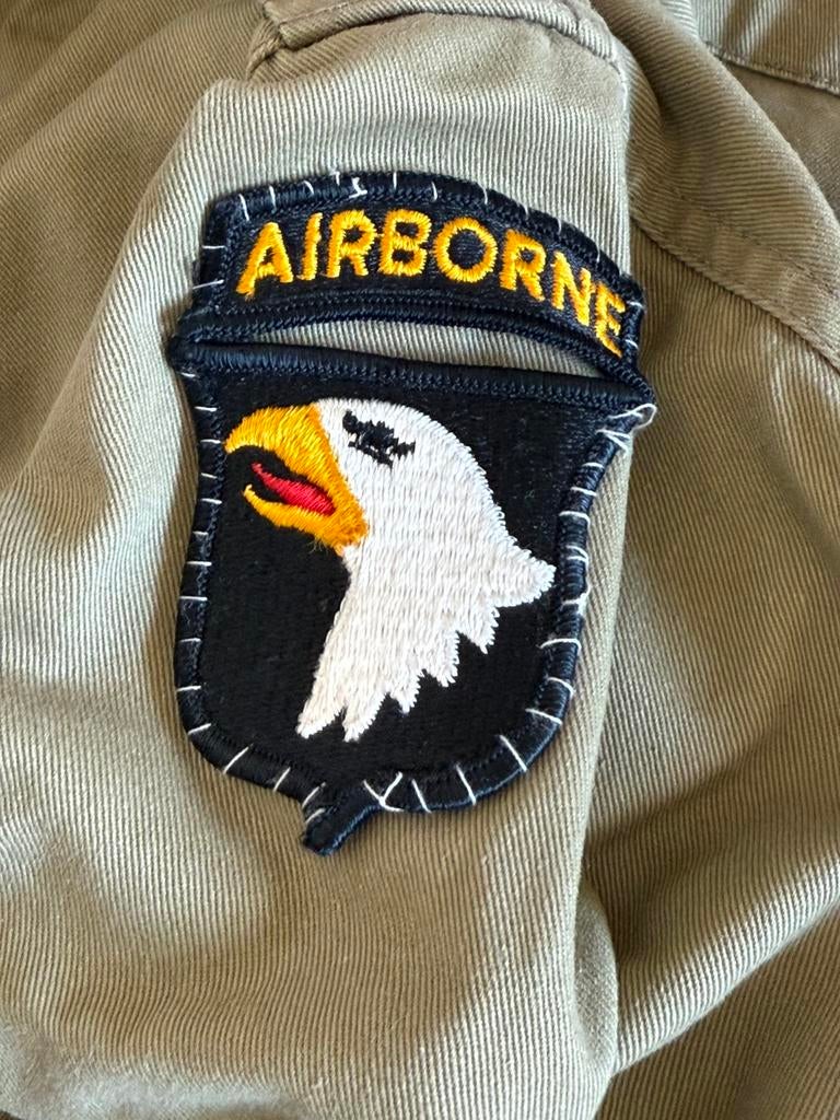 US Jumpsuit 101st en Helm, Verzamelen, Ophalen of Verzenden, Landmacht