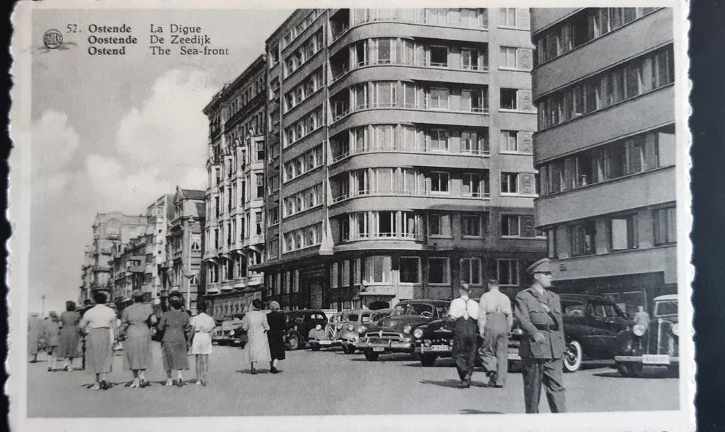 Carte vintage OOSTENDE ZEEDIJK 1958 digue, Enlèvement ou Envoi