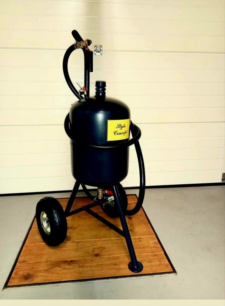 Aerogommeuse, sableuse 30 litres Neuve,  sur commande....., Bricolage & Construction, Matériel de nettoyage, Enlèvement