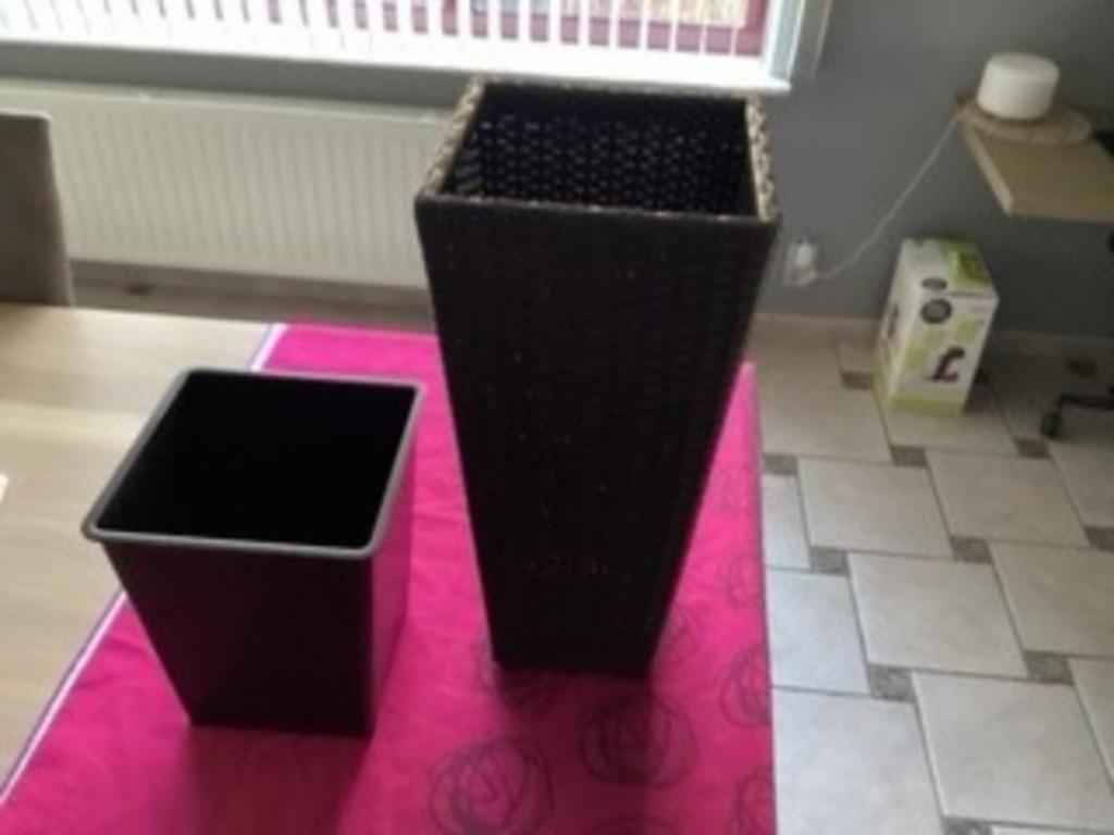 BOÎTE À FLEURS TRESSÉE GRISE, Jardin & Terrasse, 40 à 70 cm, 25 à 40 cm, Carré, Synthétique