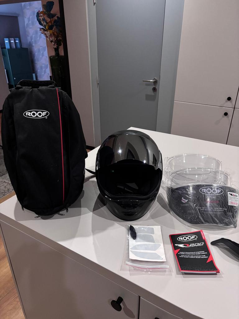 ROOF carbon maat XL, Motoren, Kleding | Motorhelmen, Ophalen, Heren, XL, Nieuw zonder kaartje