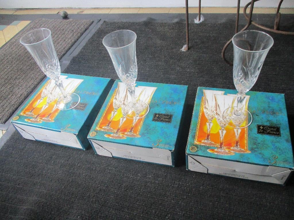 Lot 9  champagne fluiten CHRISTAL de FRANCE, Ophalen of Verzenden, Nieuw, Glas, Overige stijlen