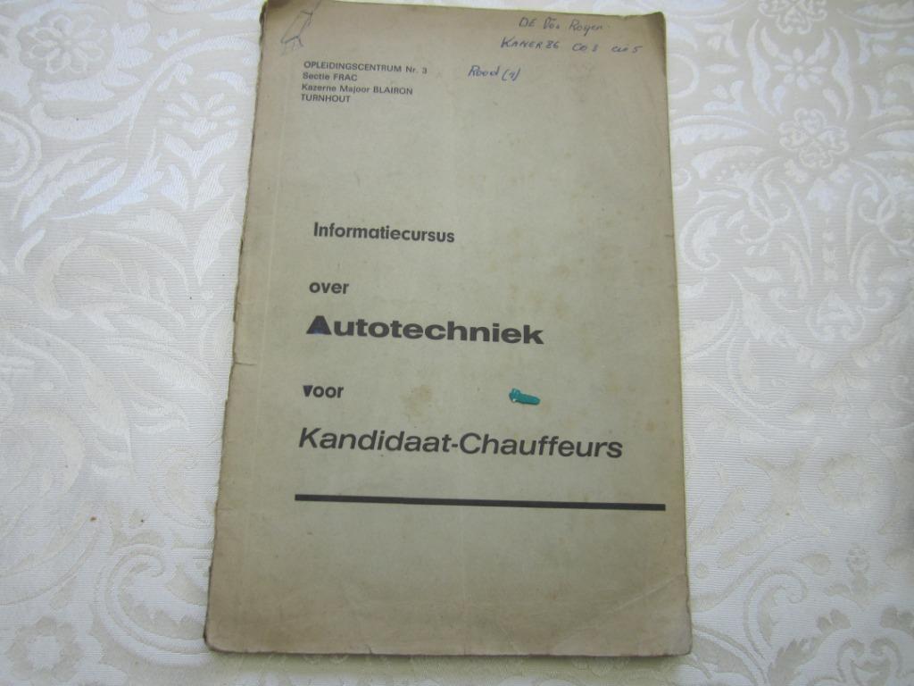 boekje van het leger, Enlèvement ou Envoi, Armée de terre, Livre ou Revue