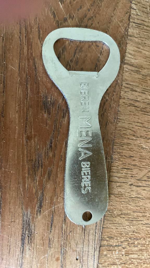 Mena rotselaar flesopener, Ophalen of Verzenden, Zo goed als nieuw