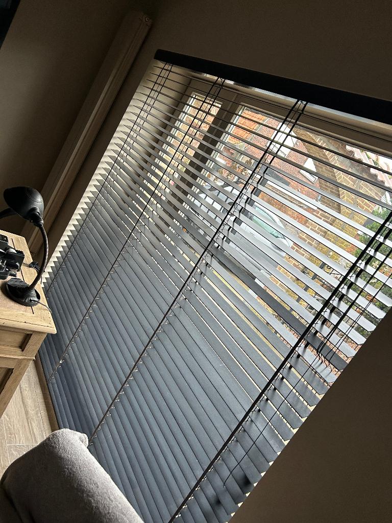 Lattes en bois noires, 150 à 200 cm, Comme neuf, Landelijk, 150 à 200 cm