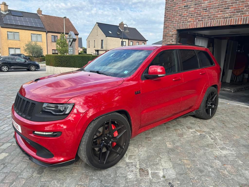 Jeep SRT8 light cargo bj 2016, y compris 2 paires de roues., Autos : Pièces & Accessoires, Enlèvement, Jeep