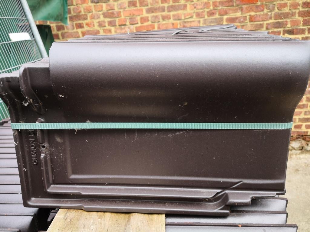 tuiles de toit polies lot de 252 tuiles neuves +- 25m2, Bricolage & Construction, Enlèvement, Neuf