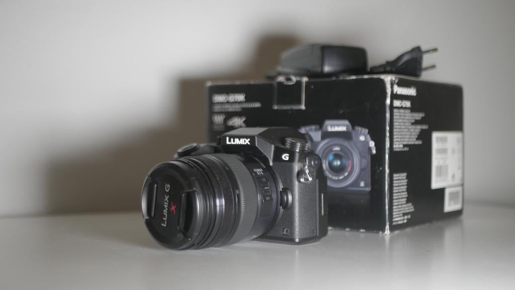 Panasonic Lumix G7 + Lumix 12-35 mm, Gebruikt, Compact, Ophalen of Verzenden, 4 t/m 7 keer