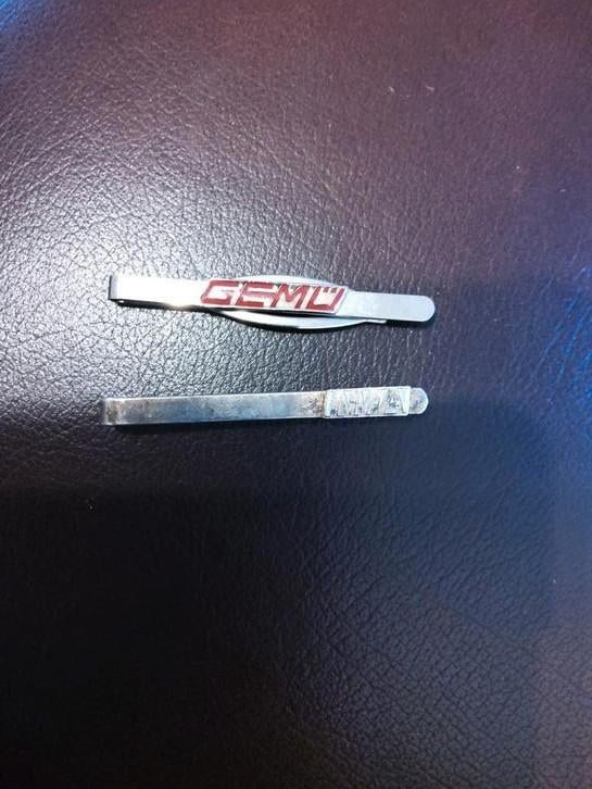 2 dasspelden, Verzamelen, Ophalen of Verzenden, Zo goed als nieuw, Merk