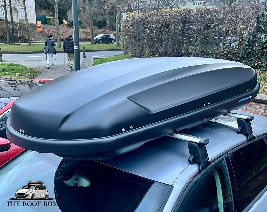 LOCATION de coffres et barres de toit / attelages. A LOUER, Enlèvement, Comme neuf