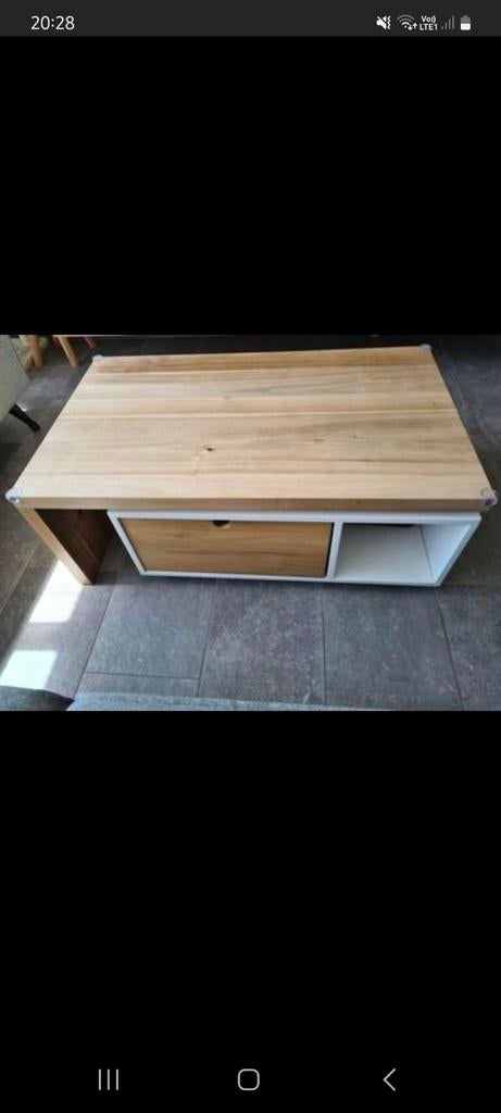 Table de salon avec plateau tournant, Enlèvement