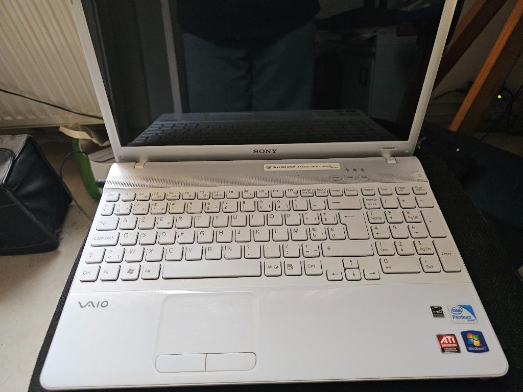 sony vaio, Enlèvement, Comme neuf, 15 pouces, Azerty