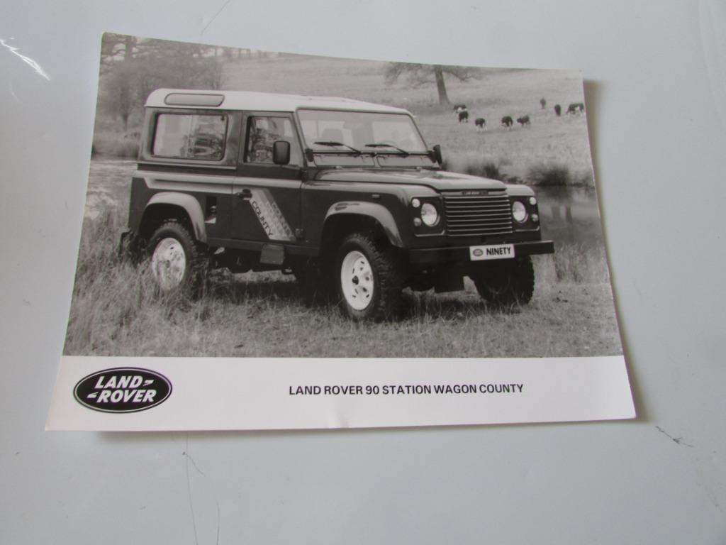 LAND ROVER 90 STATION WAGON COUNTY, 2 FOTO'S, Verzamelen, 1980 tot heden, Foto, Nieuw, Ophalen of Verzenden