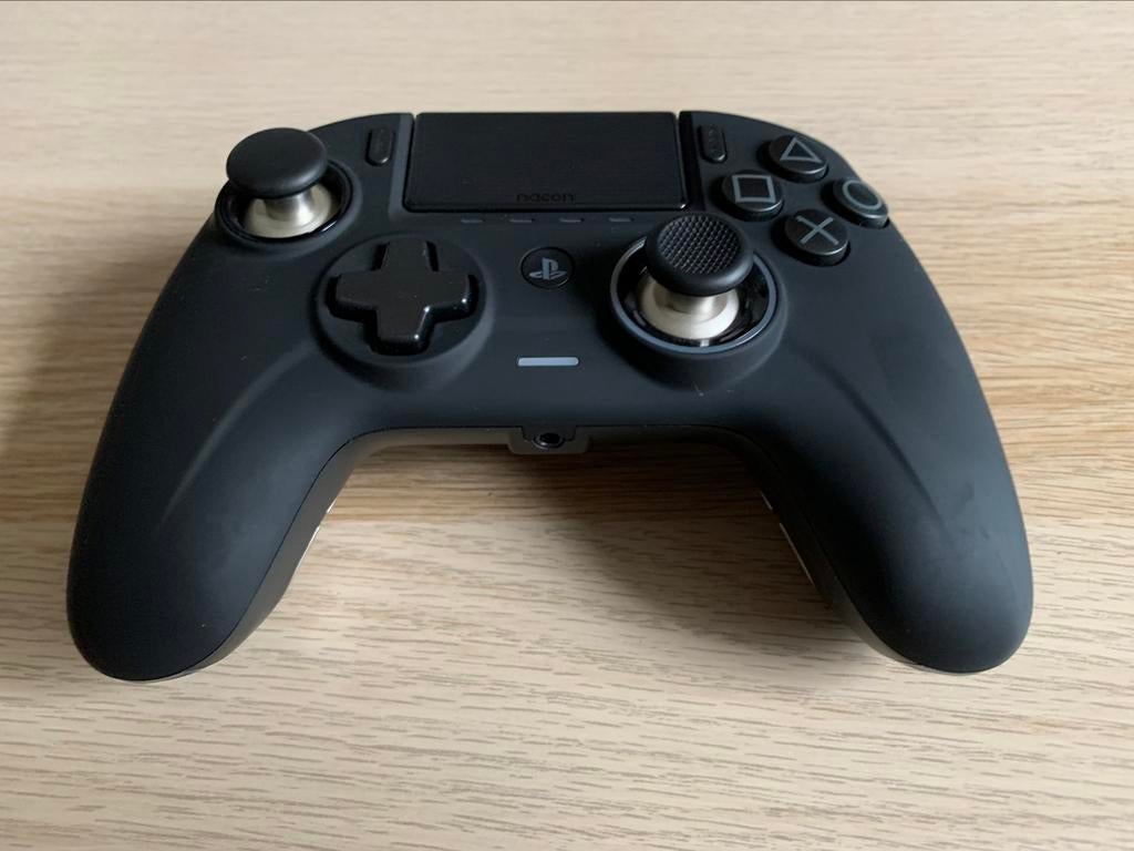 Manette Nacon Révolution Unlimited, Zo goed als nieuw, Controller, PlayStation 4, Draadloos