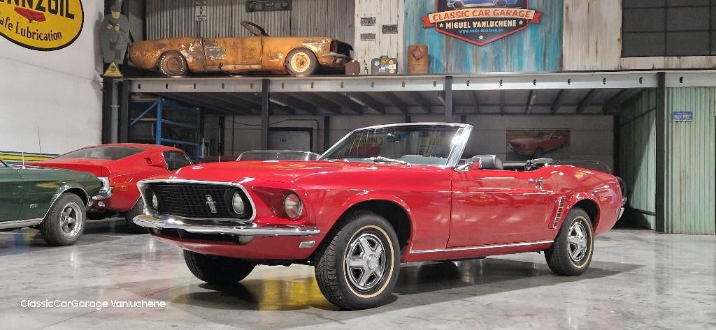 Ford Mustang Convertible, Auto's, 4 zetels, Achterwielaandrijving, Zwart, Bedrijf