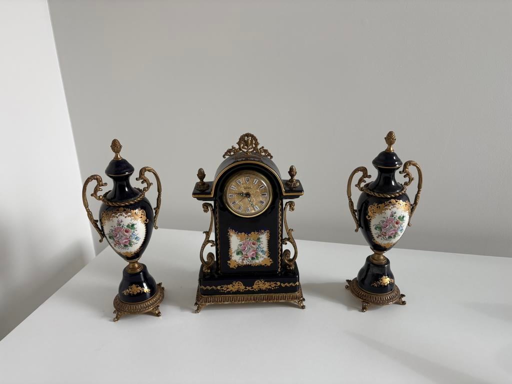 Antiek 3-delig Schouwgarnituur - A.C.F. Bleu de Sèvres, Antiquités & Art, Antiquités | Horloges, Enlèvement ou Envoi