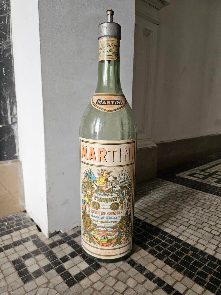Vintage grote fles Martini - uniek labeldesign, Verzamelen, Ophalen
