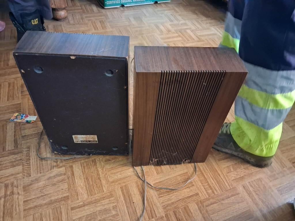 oude radia akai + boxen en platen speler - bieden, Ophalen