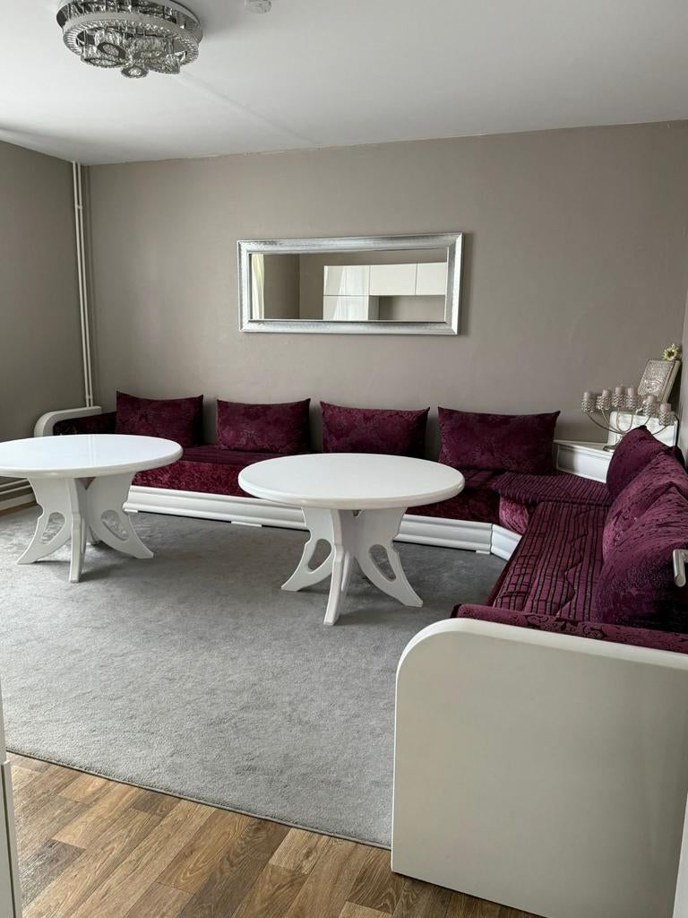 Salon marocain complet (fauteuil + 2 tables + banc d'angle), Maison & Meubles, Canapés | Coins salons complets, Bois, Enlèvement