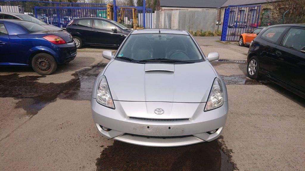 Toyota Celica  1800cc essence 2003 169000km clim GARANTIE, Auto's, Voorwielaandrijving, 1794 cc, Zwart, Leder