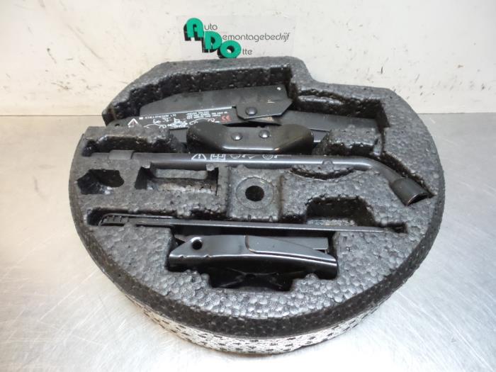 Cric d'un Jaguar XJ, -, 3 mois de garantie, Utilisé, Jaguar