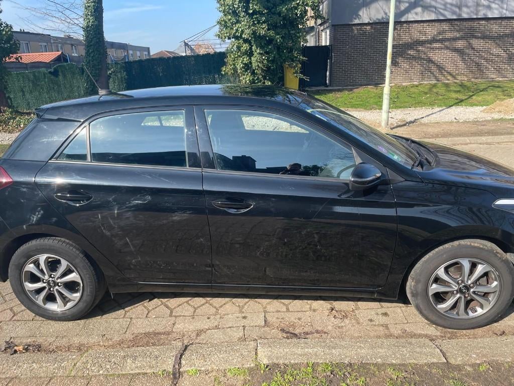 Hyundai I20, Autos, Achat, Euro 6, Boîte manuelle, Entretenue par le concessionnaire