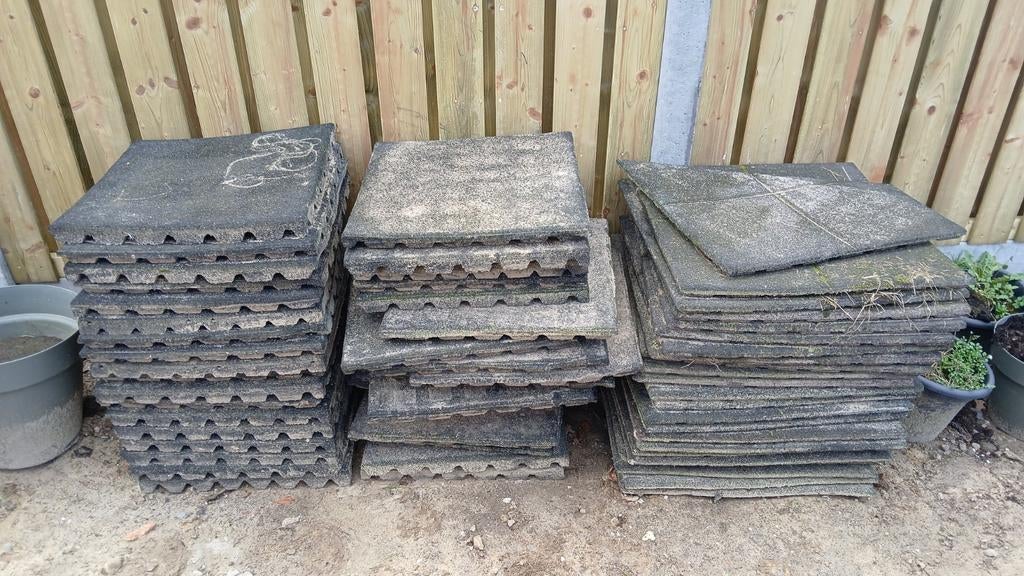 Rubberen tegels, Ophalen, Kunststof