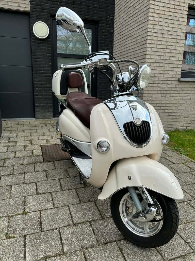 Neco borsalino 125cc, Fietsen en Brommers, Scooters | Overige merken, Ophalen, Gebruikt, Neco, 125 cc