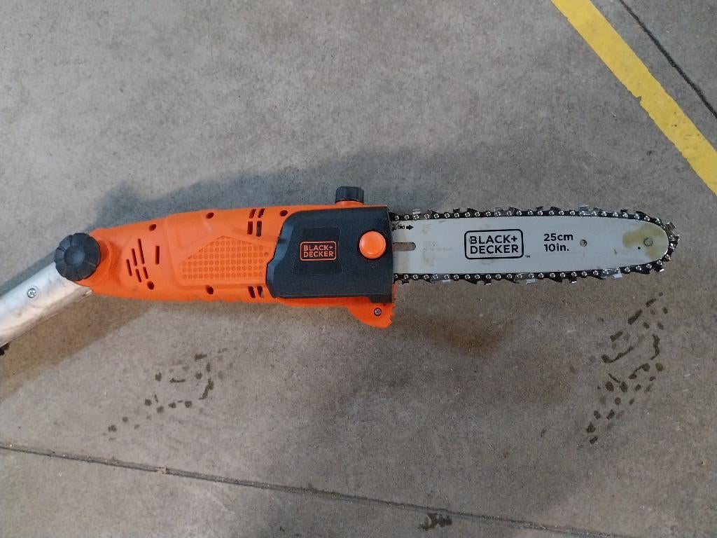 Scie à chaîne avec bras d'extension, Enlèvement, Comme neuf, Autres types, Black & Decker