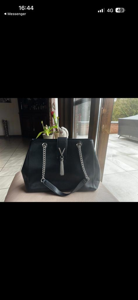 Valentino tas voor dames, Handtassen en Accessoires, Ophalen, Zo goed als nieuw, Zwart, Handtas