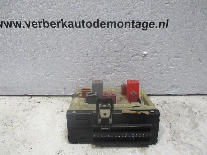 ZEKERINGKAST Ford Escort 5 (AAL / ABL) (96AG1AA073DA), Gebruikt, Ford