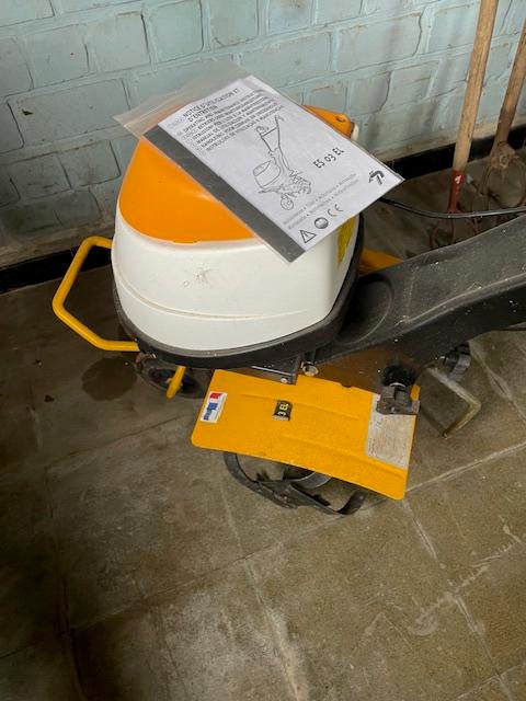 Freesmachine, Bricolage & Construction, Enlèvement